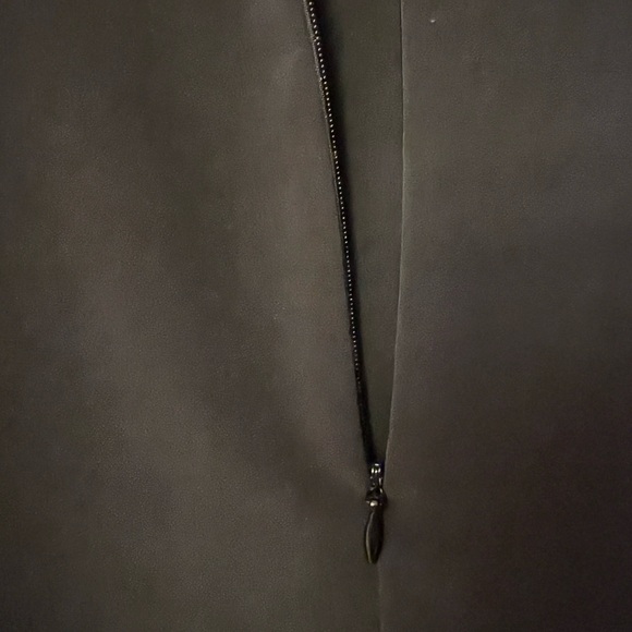 AB Studio Black Sleeveless V-Neck Shift Dress w/Tassels at Hem - Picture 9 of 13